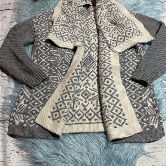 Talbots Wool Cashmere Blend Snowflake Graphic Grey White Open Front Cardigan LP - Picture 4 of 7